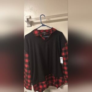 Ladies Black And Red Plaid Top.BNWT